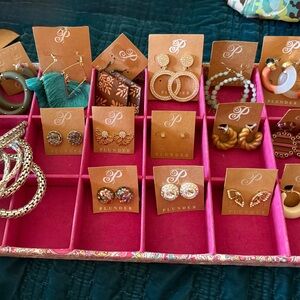 Plunder bracelet & Earring Collection